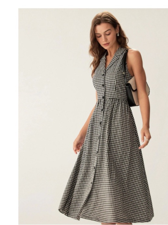 RIHOAS Dresses & Skirts - NWT Rihoas Black Plaid Sleeveless Button Midi Dress